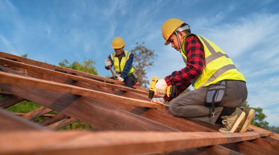Expert Emergency Roof Repairs services in Ionia, MI